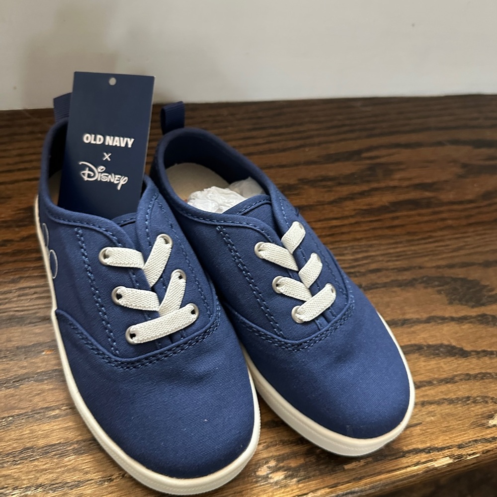 Disney Mickey  Navy Canvas Slip-On Sneakers with White Laces